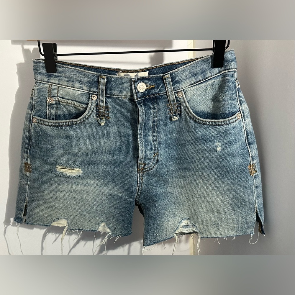 WE THE FREE by Free People | Distressed Denim Shorts | Size 24